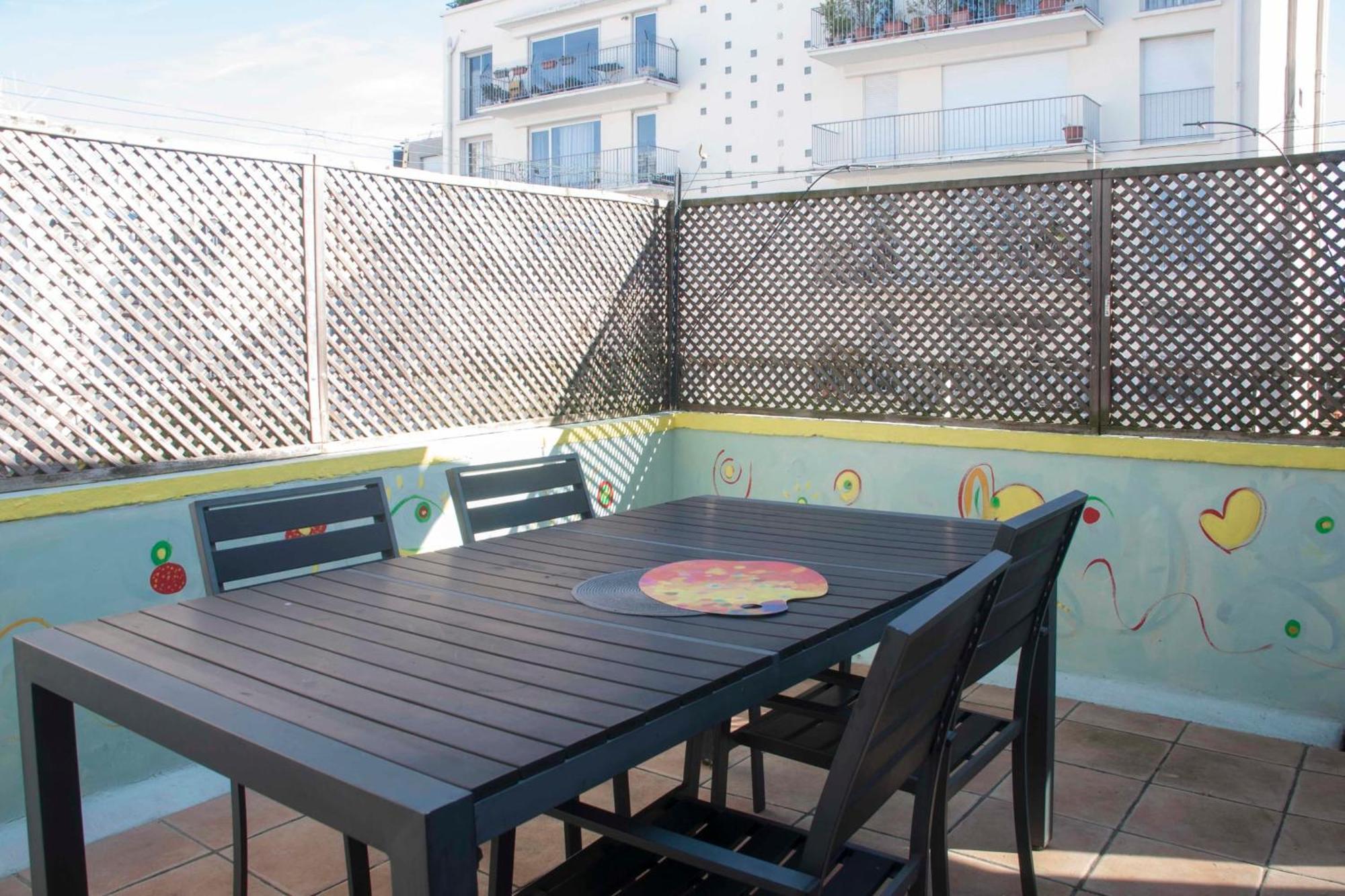 Cosy Apartment With Balcony In The Heart Of Paris Exterior photo